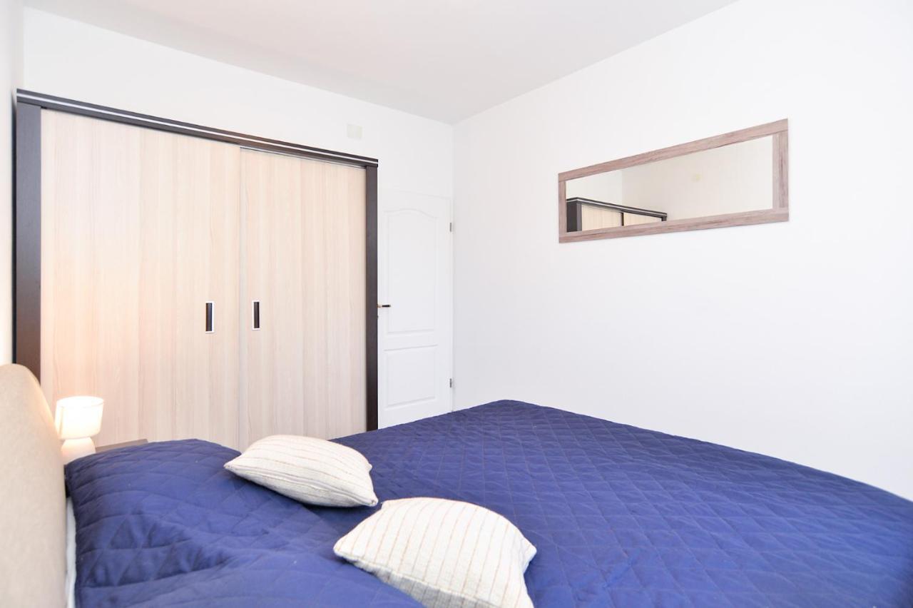Apartments Ariana 1989 파자나 외부 사진